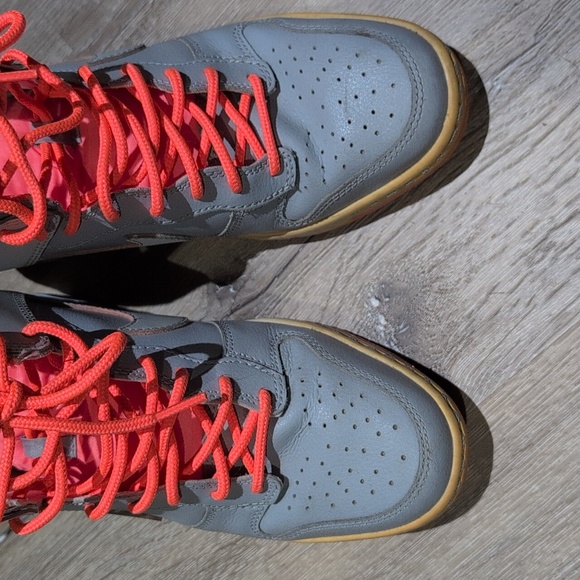 Nike Women's Sky High Dunks Gray and Orange Wedge Sneakers Size 7 - Picture 4 of 8